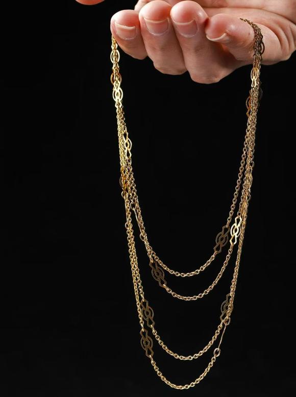 Horizontal Enchère Art Nouveau Gold Long Sautoir Necklace
