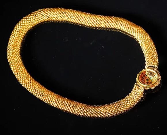 Horizontal Enchère Georgian French Bespoke Etruscan Revival Granulated Gold Parure (Necklace & Earrings)