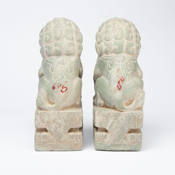 千峰會(huì)清 青石獅座像兩點(diǎn)
