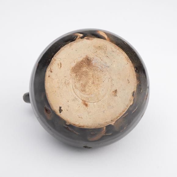 千峰會(huì)黑釉壺