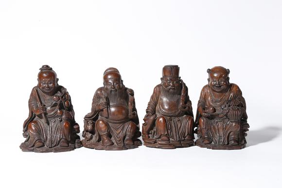 弘楊株式會社根雕八仙形擺件（一套）