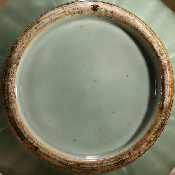 三杉美術(shù)清 豆青釉瓜棱蒜頭瓶