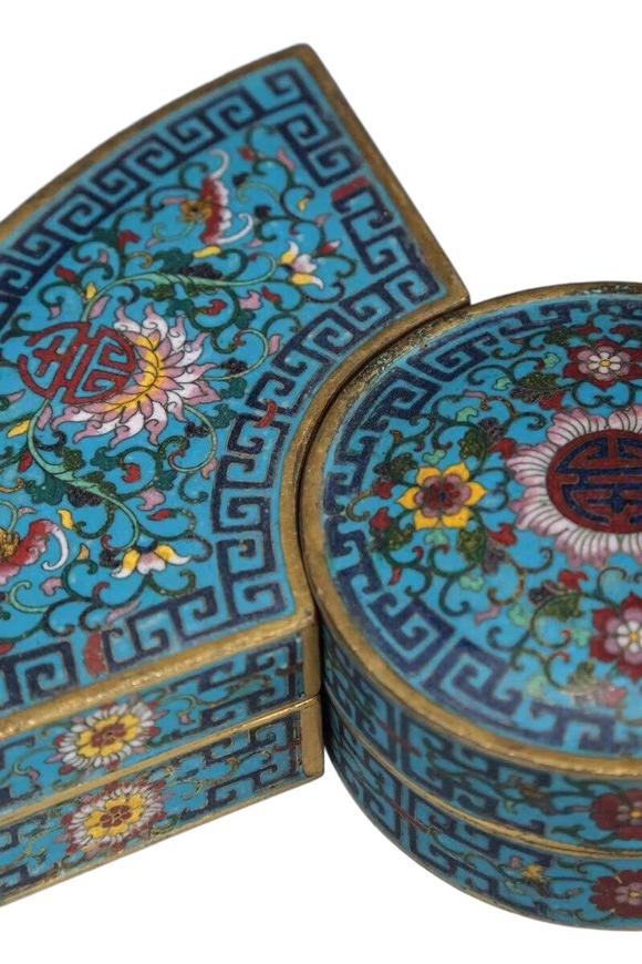 蘭亭古美術(shù)オークション清 銅景泰藍(lán)掐絲琺瑯五子攢盒食盒 一組（五件）