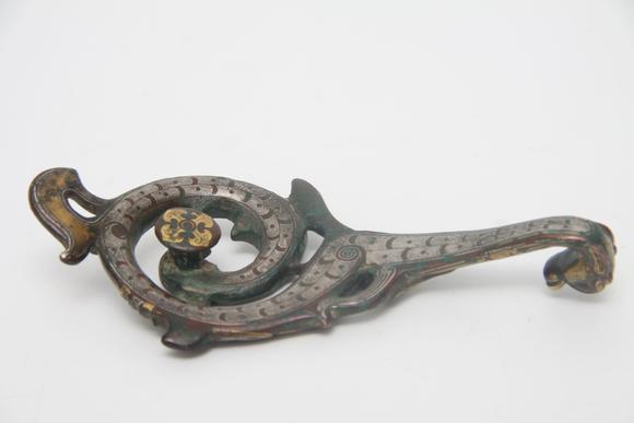蘭亭古美術(shù)オークション漢  銅錯金龍鳳帶鉤