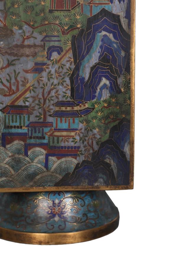 蘭亭古美術(shù)オークション清 銅景泰藍(lán)掐絲琺瑯山水圖四方琮式瓶 一對(duì)