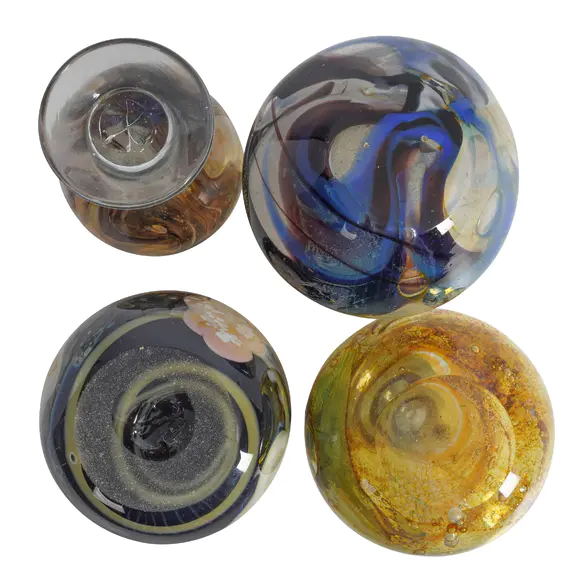 Chiswick AuctionsStudio Art Glass Pauline Solven and others