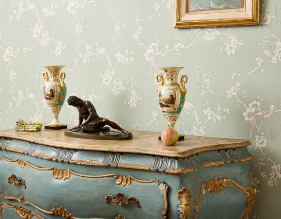 Duke's Auctions Lot 1 A PAIR OF ENGLISH PORCELAIN VASES