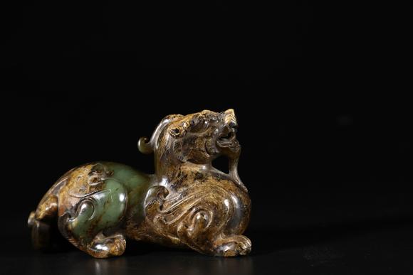 TrésOrs de ParisBixie en jade vert chinois ancien, 2 av. J.-C.–3 s.