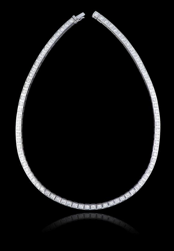 VERITAS Art AuctioneersA diamond rivière necklace