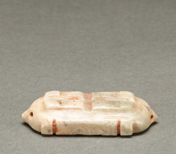SEAVIEW AUCTIONS PTY LTDA Pale Green Rectangular Jade Pendant Incised with Double Elephant Heads, 11th–8th BCE