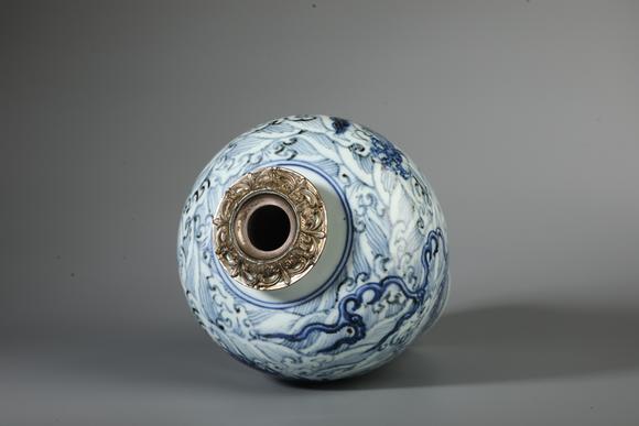 SEAVIEW AUCTIONS PTY LTDA Blue and White Porcelain Meiping Vase with Single Dragon Amid Ocean Waves, China, 14th–15th CE