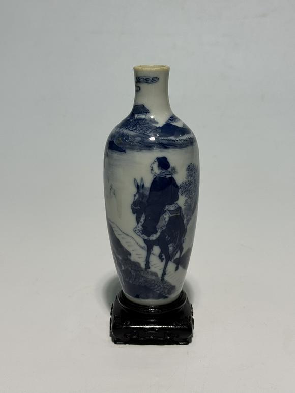 SEAVIEW AUCTIONS PTY LTDA Blue and White Vase Depicting a Literati Riding Donkey, Fitted with Wooden Stand, 18th–19th Century
