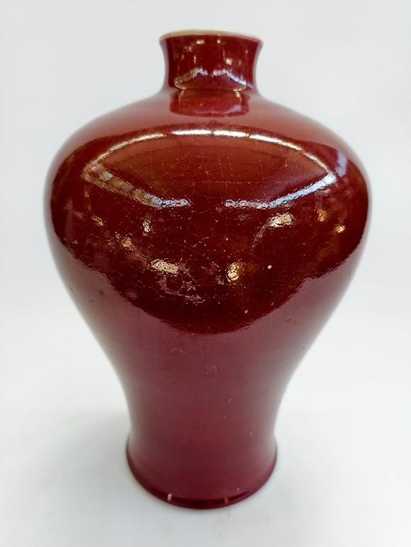 東京蕓術(shù)清  紅釉梅瓶