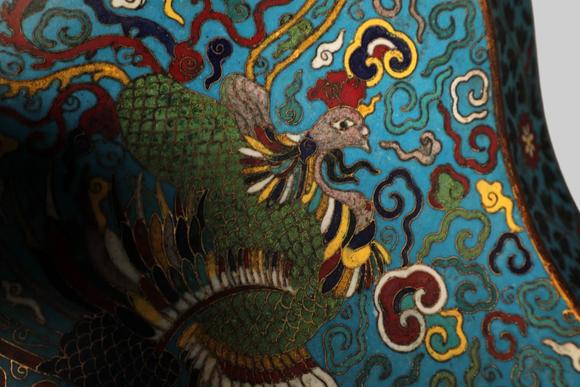 東京蕓術(shù)清 銅景泰藍(lán)掐絲琺瑯龍鳳紋六方獅鈕蓋罐