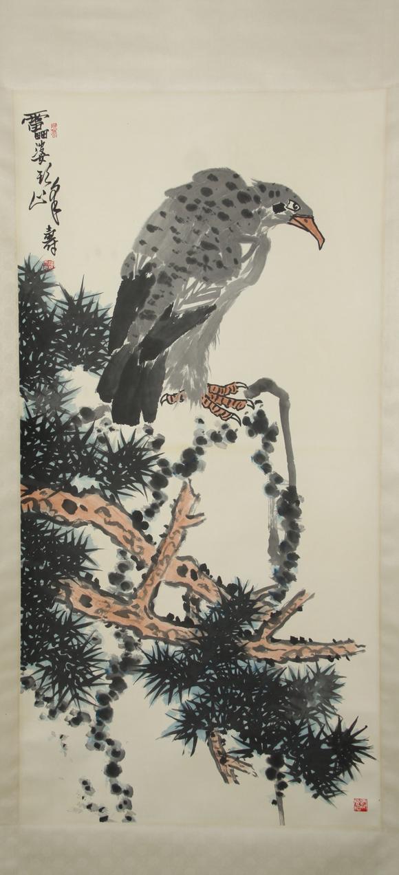 東京蕓術(shù)潘天壽 松鷹圖 立軸紙本設(shè)色