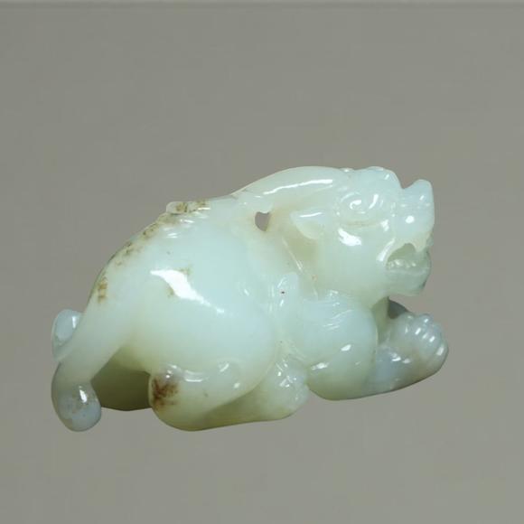 東京蕓術(shù)明以前 和田玉瑞獸
