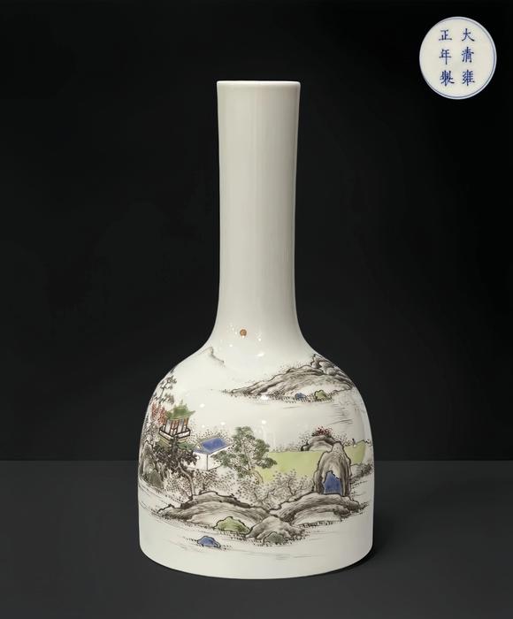 東京蕓術(shù)清雍正 粉彩山水樓閣人物紋搖鈴尊