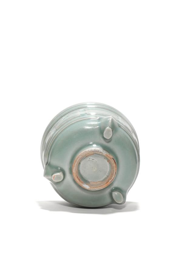 Castle AuctionA Longquan Celadon Trigram Censer with Silver Wire Mesh Cover, 13th–14th C Pr.
