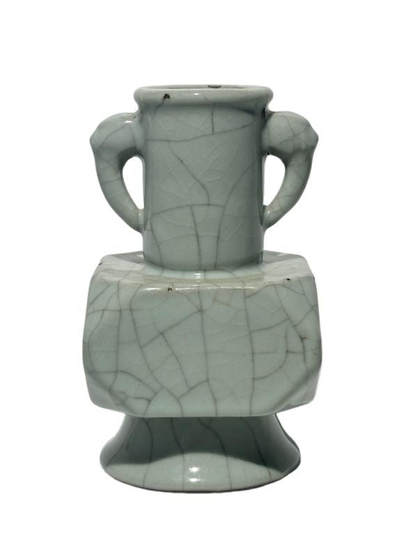 Castle AuctionA Chinese guan ware vase with double ears, YongZheng Pr. 