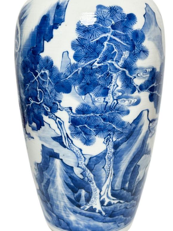Castle AuctionA Chinese blue and white depicting figure vase, Kang Xi Pr. 