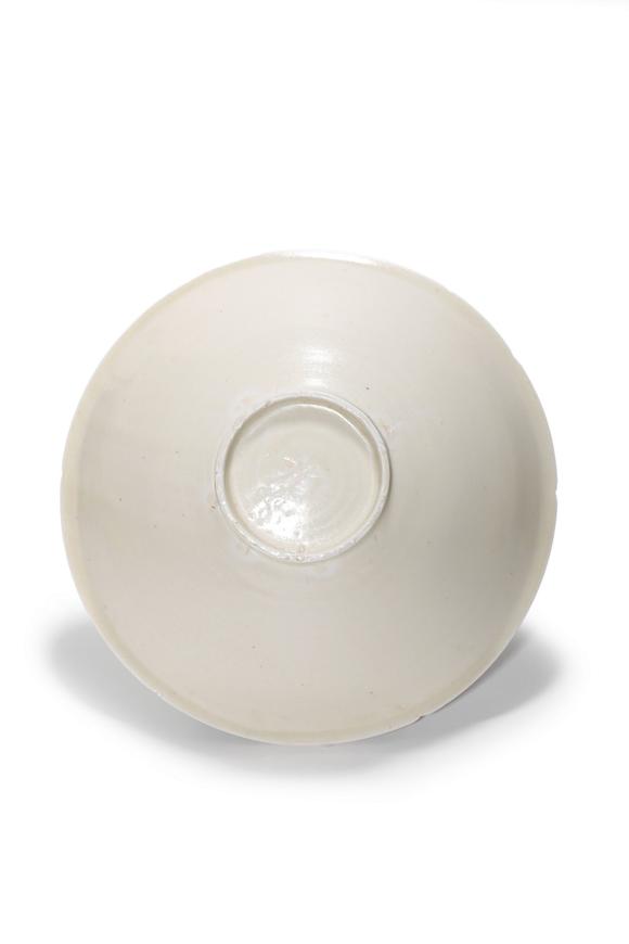 Castle AuctionA Ding Kiln White Glaze Bowl, 10th–12th C Pr.