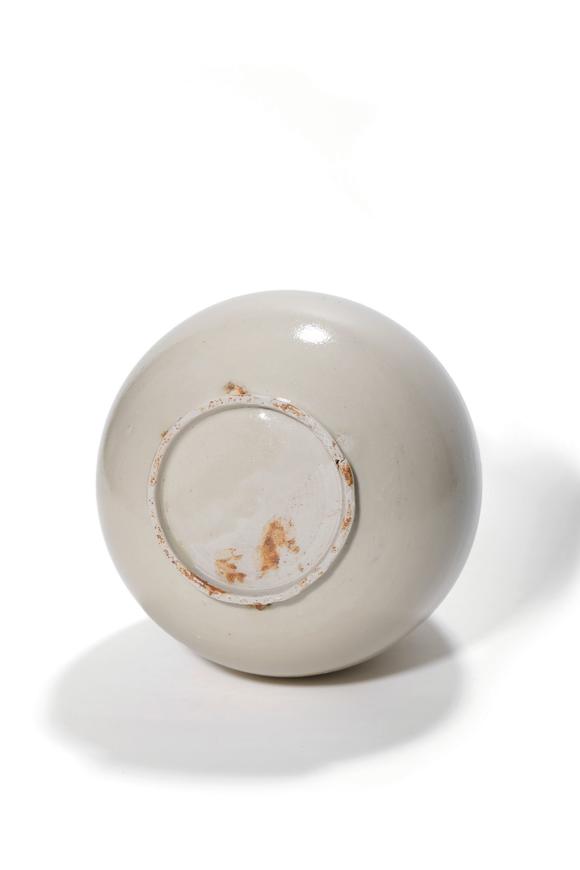 Castle AuctionA Ding Kiln White Glaze Yuhuchun Vase, 10th–12th C Pr.