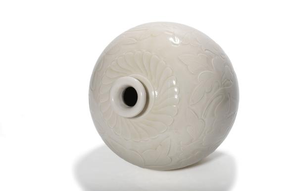 Castle AuctionA Ding Kiln Carved Peony Meiping Vase, 10th–12th C Pr.