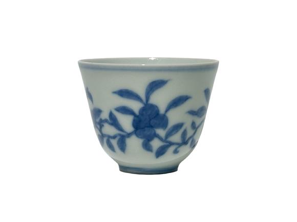 Castle AuctionA Chinese Blue-and-white floral cup, Ming Dynasty Pr. 