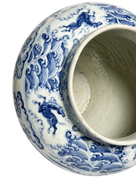 Castle AuctionA Chinese Blue and white figure jar, Ming Dynasty Pr. 