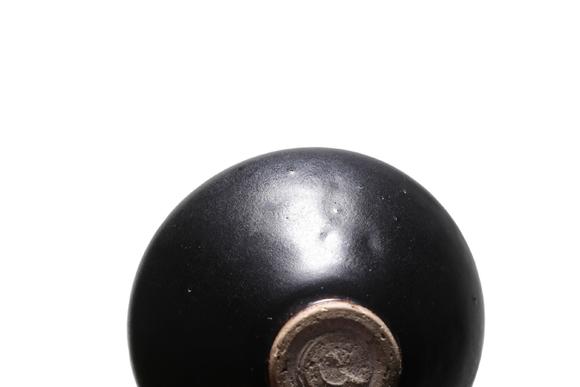Castle AuctionA Black Glaze Tea Bowl, 12th–13th C Pr.