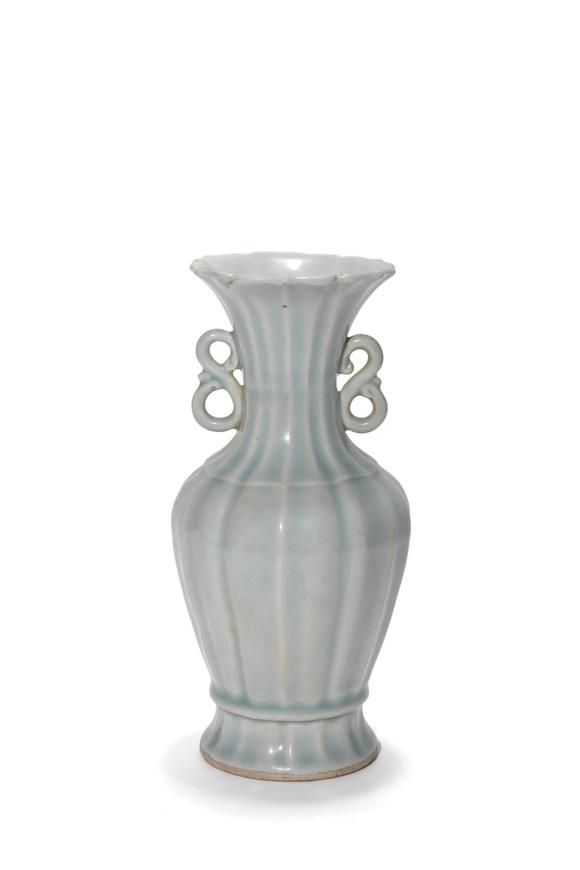 Castle AuctionA Qingbai Glaze Ribbed Double Loop Handle Vase, 12th–13th C Pr.