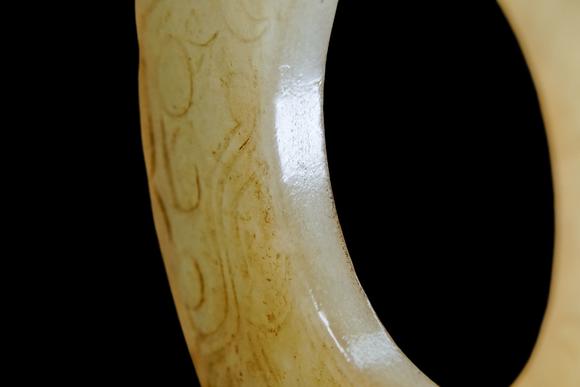 Castle AuctionA Jade ornament, 2th- 12th Pr.