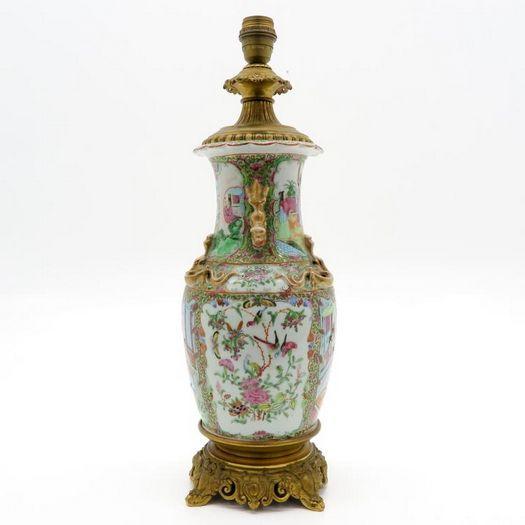 Castle Auction19th century cantonese china porcelain lamp