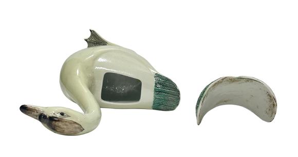 Castle AuctionA Chinese porcelain Duck sahpe aromatherapy, Ming Dynasty Pr. 