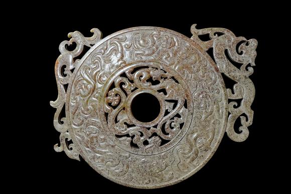 Castle AuctionA Jade ornament, 2th- 12th Pr.