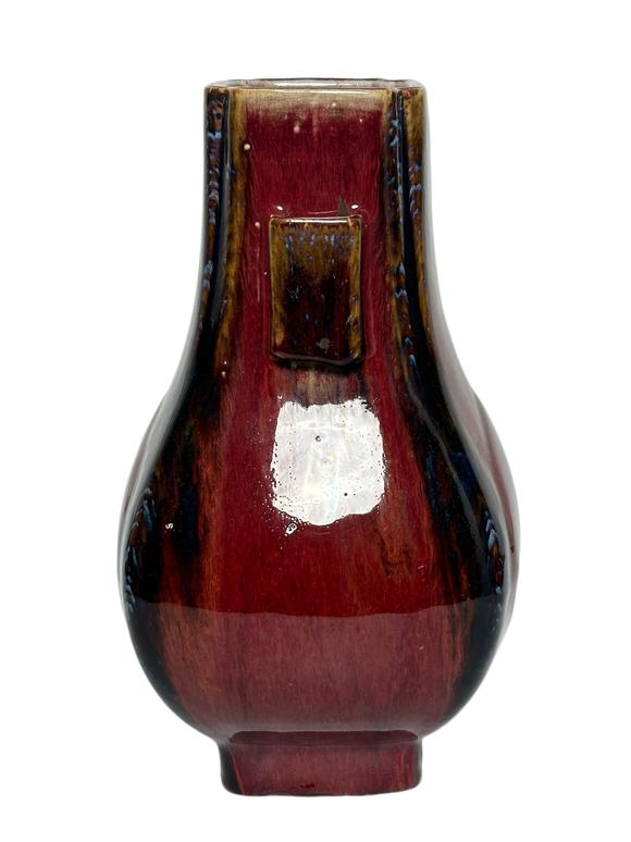 Castle AuctionA Chinese vase with Kiln-transformed  glaze, Qing Dynasty Pr. 