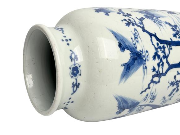 Castle AuctionA Blue and white cylindal vase, Ming Dynasty Pr. 