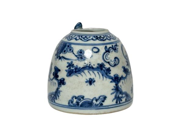 Castle AuctionBlue and white figure water pot, Ming Dynasty Pr. 
