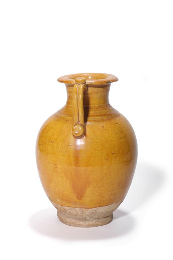 Castle AuctionA Yellow Glaze Ewer, 7th–10th C Pr.