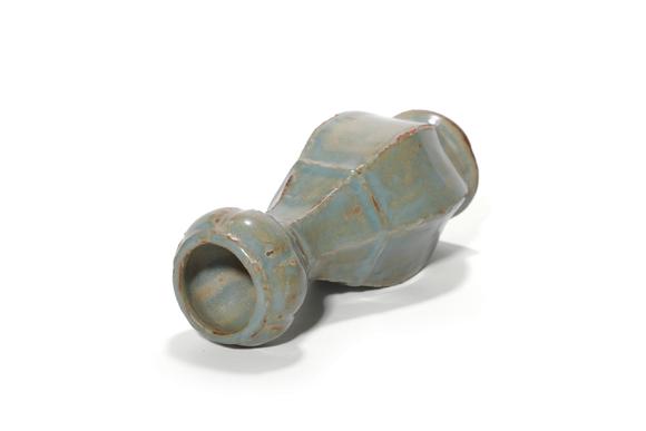 Castle AuctionA Jun Kiln Hexagonal Garlic Head Vase, 12th–14th C Pr.