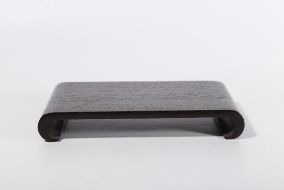 弘楊株式會(huì)社紫檀木底座