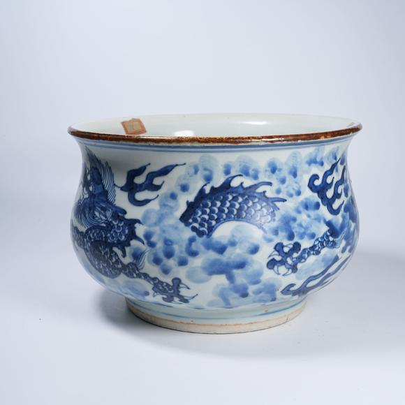 弘楊株式會(huì)社青花雲(yún)龍紋洗
