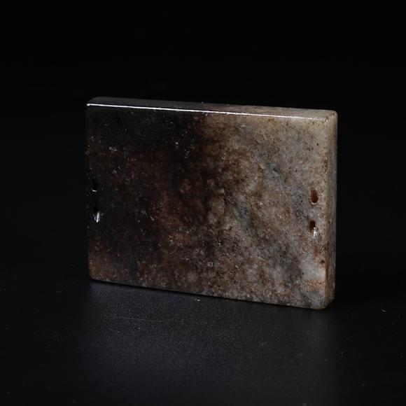 弘楊株式會(huì)社中古玉獅子滾繡球紋帶飾