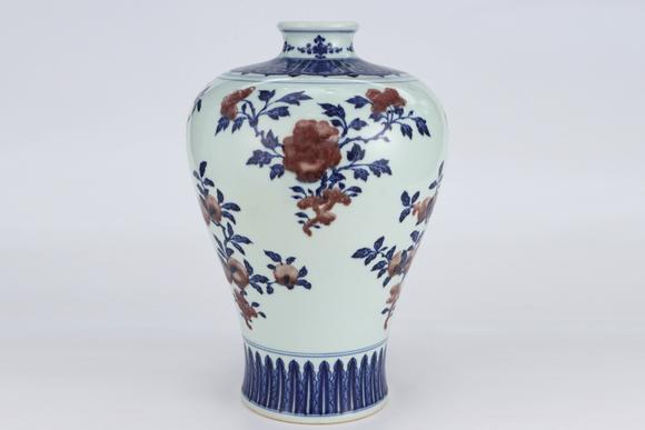 金澤美術(shù)清乾隆 青花釉裏紅折枝瑞果紋梅瓶
