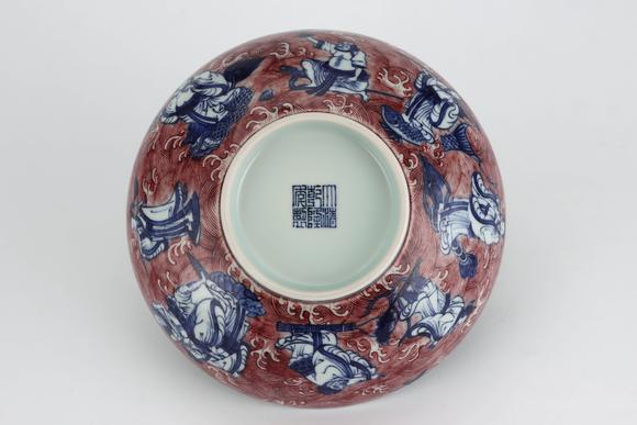 Cascade'sQing gan long blue and white glazed red eight immortals figure pattern bowl | 清乾隆 青花釉裏紅八仙人物紋碗