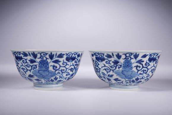 Cascade'sA pair of blue and white peony tea gardens in Guangxu of Qing Dynasty | 清光緒 青花牡丹紋茶園一對(duì)