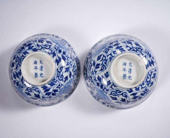 Cascade'sA pair of blue and white peony tea gardens in Guangxu of Qing Dynasty | 清光緒 青花牡丹紋茶園一對(duì)