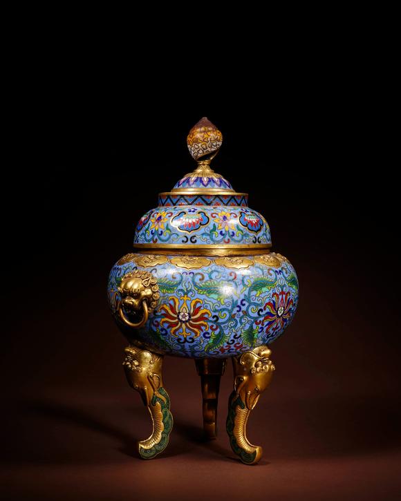Cascade'sQingganlong copper tire cloisonne enamel elephant foot cover furnace | 清乾隆 銅胎掐絲琺瑯象足蓋爐