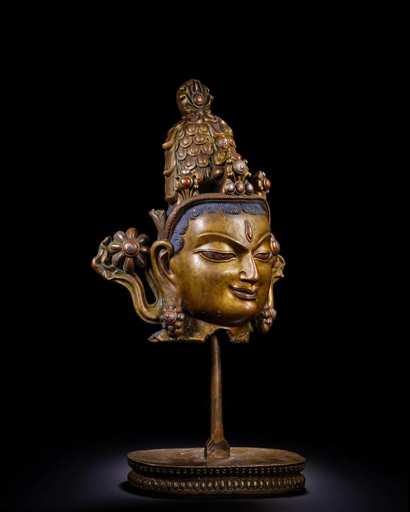 Cascade'sClear copper treasures give birth to Buddha. | 清 銅寶生佛