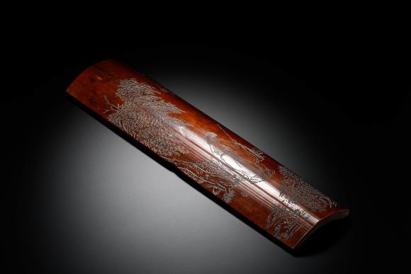 Cascade'sQing bamboo carving Liu Yin ladies figure arm rest | 清 竹刻柳蔭仕女圖臂擱